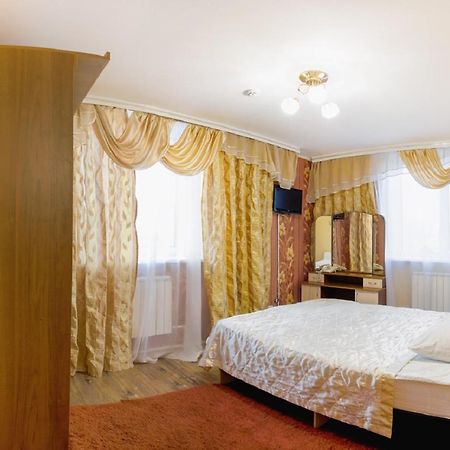 Hotel Boyard Ussuriysk Ngoại thất bức ảnh