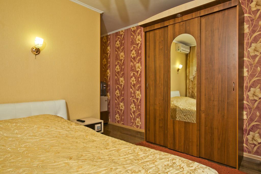 Hotel Boyard Ussuriysk Ngoại thất bức ảnh