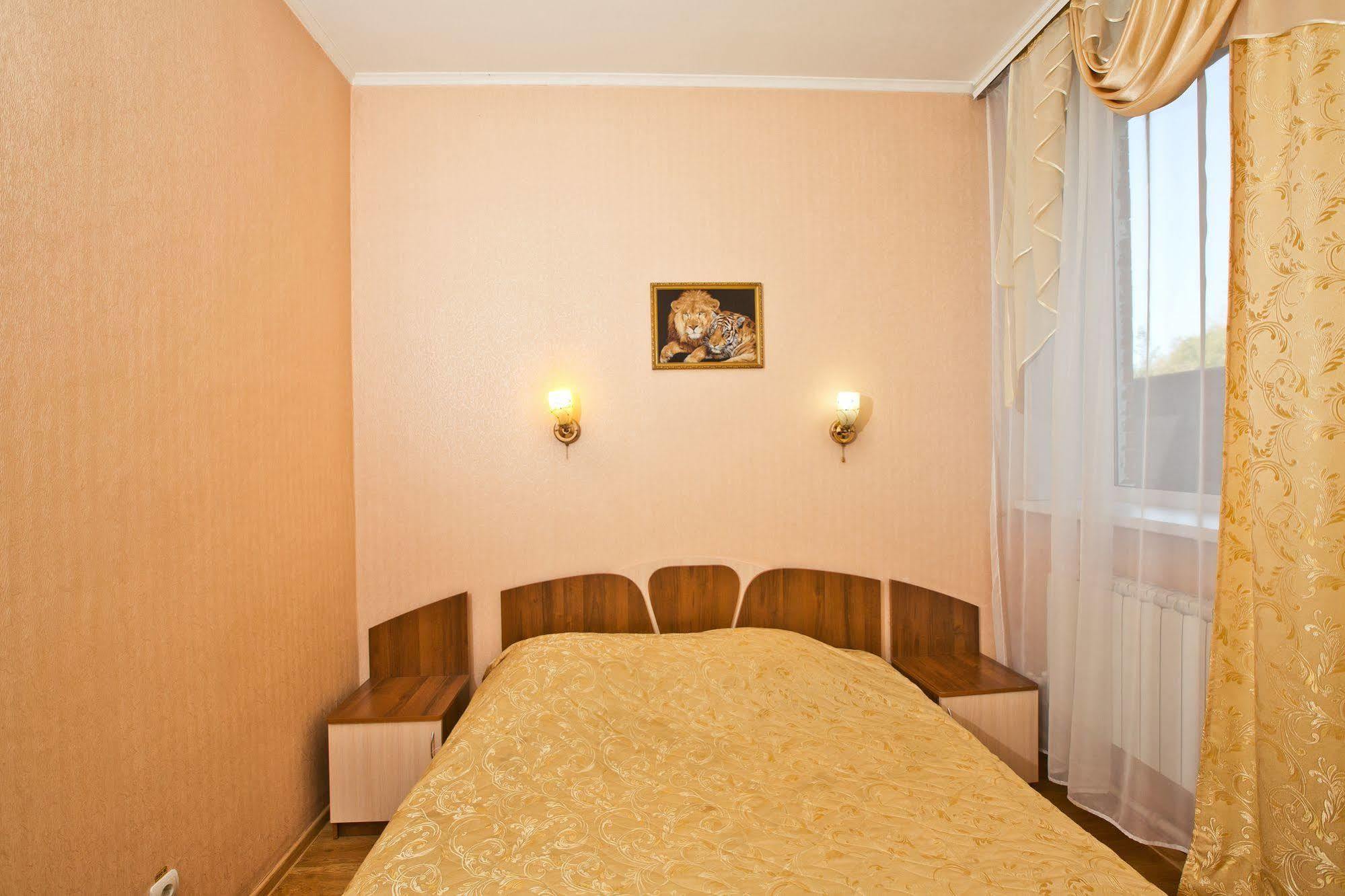 Hotel Boyard Ussuriysk Ngoại thất bức ảnh