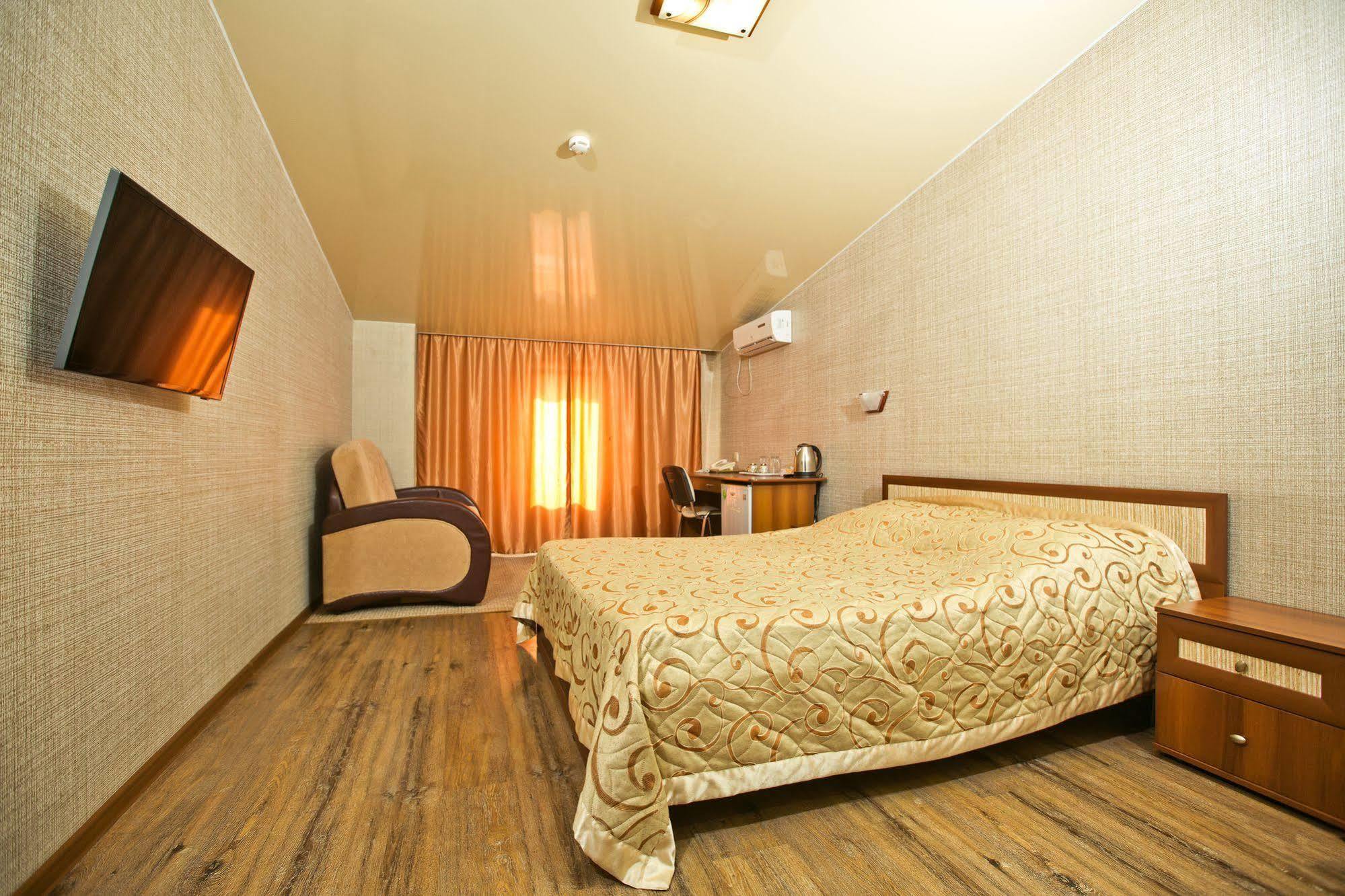 Hotel Boyard Ussuriysk Ngoại thất bức ảnh